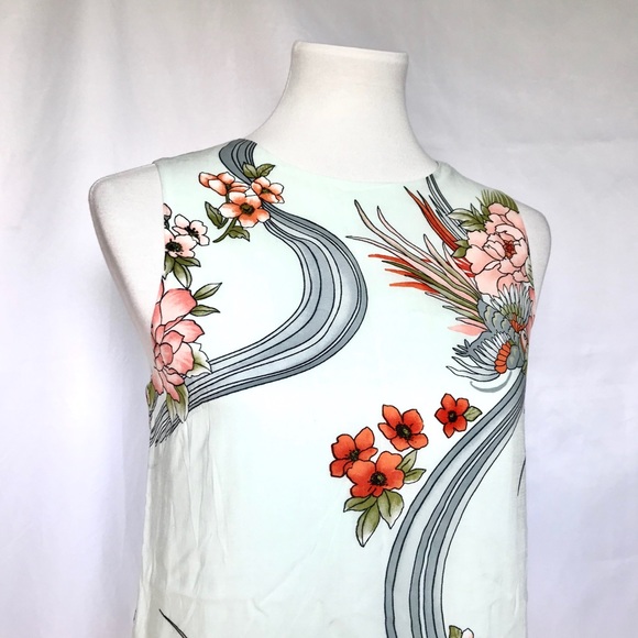Forever 21 Oriental Blossom Crane Light Dress - Picture 2 of 6